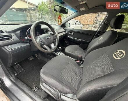Серый Киа Рио, объемом двигателя 1.6 л и пробегом 148 тыс. км за 7400 $, фото 9 на Automoto.ua