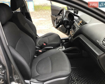 Кіа Ріо 2013 у Здолбунове на Automoto.ua Сірий Кіа Ріо, об'ємом двигуна 1.4 л та пробігом 257 тис. км за 6400 $, фото 17 на Automoto.ua