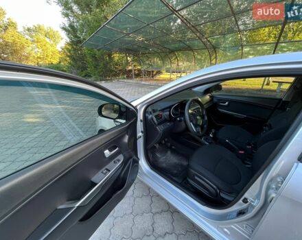 Сірий Кіа Ріо, об'ємом двигуна 1.4 л та пробігом 186 тис. км за 6999 $, фото 30 на Automoto.ua