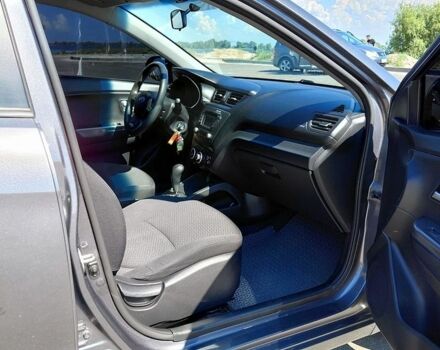 Серый Киа Рио, объемом двигателя 1.4 л и пробегом 98 тыс. км за 8500 $, фото 16 на Automoto.ua