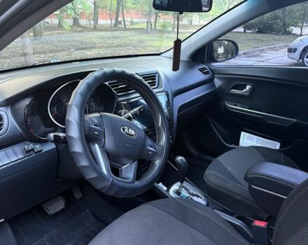 Сірий Кіа Ріо, об'ємом двигуна 1.4 л та пробігом 202 тис. км за 6500 $, фото 4 на Automoto.ua