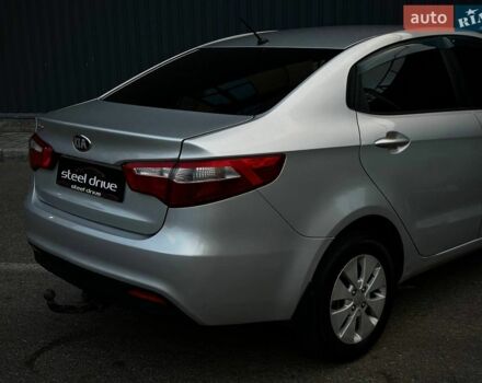 Серый Киа Рио, объемом двигателя 1.59 л и пробегом 232 тыс. км за 6999 $, фото 9 на Automoto.ua