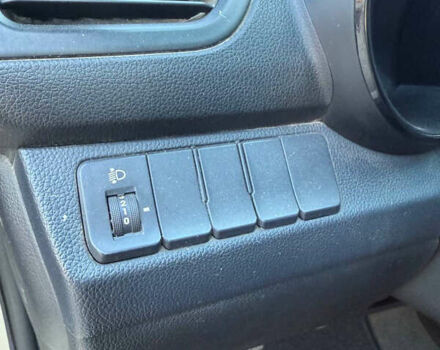 Серый Киа Рио, объемом двигателя 1.4 л и пробегом 223 тыс. км за 7399 $, фото 22 на Automoto.ua