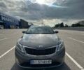 Серый Киа Рио, объемом двигателя 1.4 л и пробегом 320 тыс. км за 6300 $, фото 2 на Automoto.ua