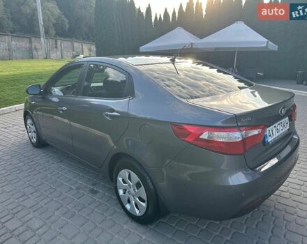 Серый Киа Рио, объемом двигателя 1.4 л и пробегом 107 тыс. км за 9000 $, фото 3 на Automoto.ua