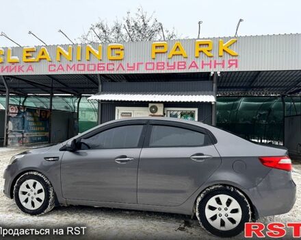 Серый Киа Рио, объемом двигателя 1.4 л и пробегом 15300 тыс. км за 7300 $, фото 9 на Automoto.ua