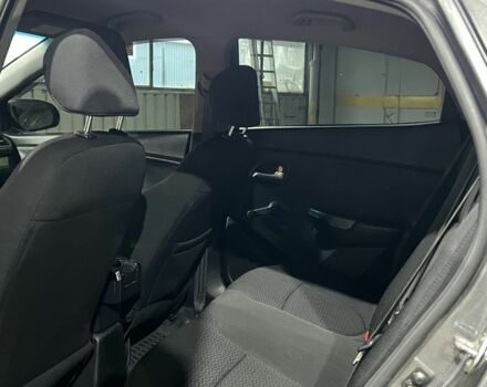 Сірий Кіа Ріо, об'ємом двигуна 1.4 л та пробігом 178 тис. км за 6900 $, фото 6 на Automoto.ua