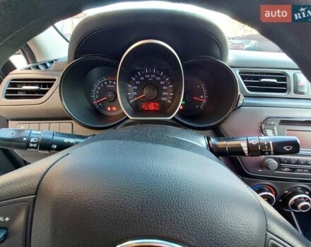 Серый Киа Рио, объемом двигателя 1.4 л и пробегом 95 тыс. км за 8500 $, фото 8 на Automoto.ua