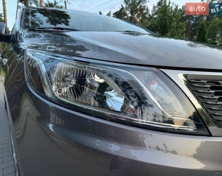 Серый Киа Рио, объемом двигателя 1.4 л и пробегом 87 тыс. км за 8950 $, фото 24 на Automoto.ua
