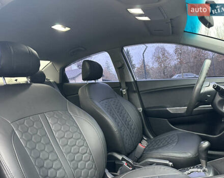 Серый Киа Рио, объемом двигателя 1.4 л и пробегом 191 тыс. км за 6400 $, фото 11 на Automoto.ua