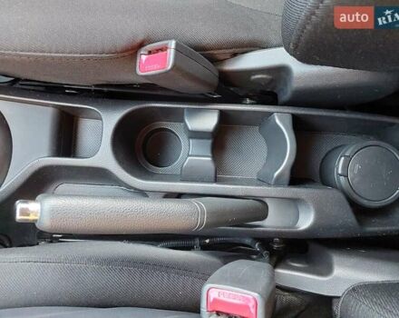 Серый Киа Рио, объемом двигателя 1.4 л и пробегом 95 тыс. км за 8500 $, фото 36 на Automoto.ua