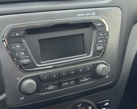 Серый Киа Рио, объемом двигателя 1.4 л и пробегом 260 тыс. км за 7499 $, фото 12 на Automoto.ua