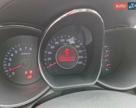 Сірий Кіа Ріо, об'ємом двигуна 1.59 л та пробігом 186 тис. км за 8500 $, фото 4 на Automoto.ua