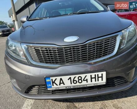 Сірий Кіа Ріо, об'ємом двигуна 1.4 л та пробігом 131 тис. км за 7400 $, фото 2 на Automoto.ua