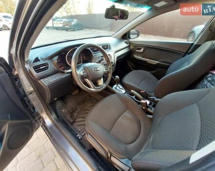 Серый Киа Рио, объемом двигателя 1.4 л и пробегом 95 тыс. км за 8500 $, фото 7 на Automoto.ua