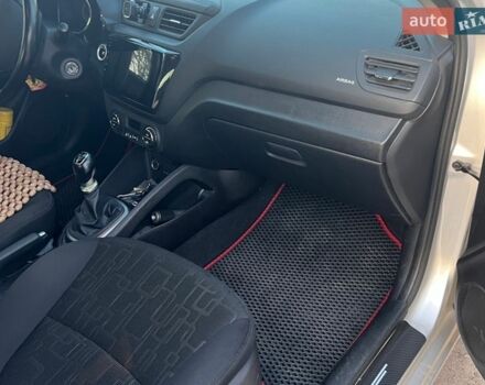 Серый Киа Рио, объемом двигателя 1.6 л и пробегом 25 тыс. км за 10200 $, фото 7 на Automoto.ua