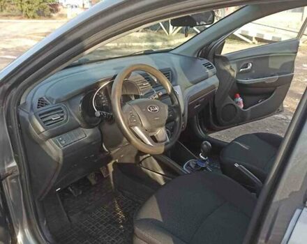 Серый Киа Рио, объемом двигателя 1.4 л и пробегом 70 тыс. км за 9000 $, фото 15 на Automoto.ua
