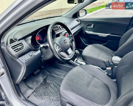 Серый Киа Рио, объемом двигателя 1.6 л и пробегом 168 тыс. км за 7800 $, фото 15 на Automoto.ua
