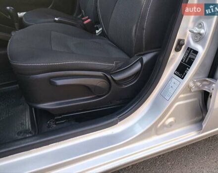 Сірий Кіа Ріо, об'ємом двигуна 1.59 л та пробігом 253 тис. км за 7900 $, фото 5 на Automoto.ua