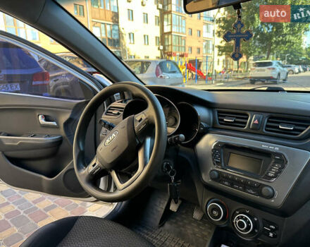Сірий Кіа Ріо, об'ємом двигуна 1.4 л та пробігом 154 тис. км за 7300 $, фото 7 на Automoto.ua