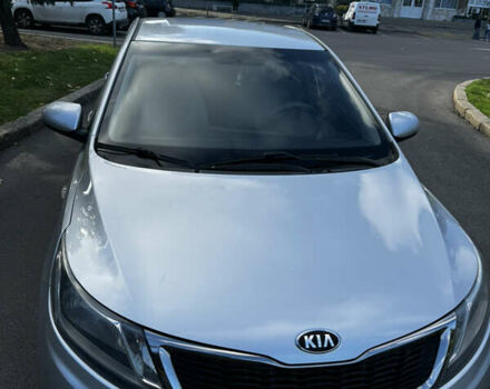 Серый Киа Рио, объемом двигателя 1.4 л и пробегом 88 тыс. км за 9000 $, фото 9 на Automoto.ua