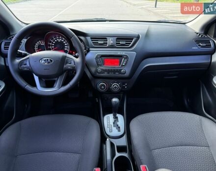 Серый Киа Рио, объемом двигателя 1.4 л и пробегом 87 тыс. км за 8950 $, фото 44 на Automoto.ua