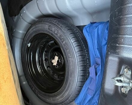 Сірий Кіа Ріо, об'ємом двигуна 1.4 л та пробігом 107 тис. км за 7900 $, фото 12 на Automoto.ua