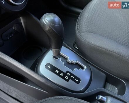 Серый Киа Рио, объемом двигателя 1.4 л и пробегом 87 тыс. км за 8950 $, фото 42 на Automoto.ua