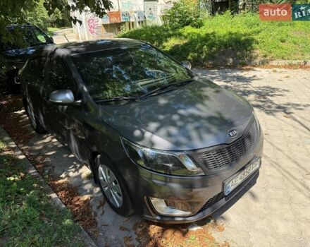Серый Киа Рио, объемом двигателя 1.59 л и пробегом 258 тыс. км за 5600 $, фото 5 на Automoto.ua