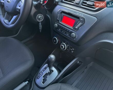 Серый Киа Рио, объемом двигателя 1.4 л и пробегом 87 тыс. км за 8950 $, фото 53 на Automoto.ua