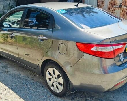 Серый Киа Рио, объемом двигателя 1.4 л и пробегом 190 тыс. км за 7000 $, фото 4 на Automoto.ua