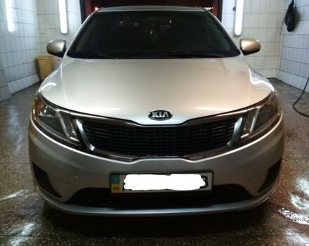 Серый Киа Рио, объемом двигателя 1.4 л и пробегом 36 тыс. км за 11000 $, фото 7 на Automoto.ua