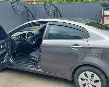 Серый Киа Рио, объемом двигателя 1.4 л и пробегом 150 тыс. км за 8600 $, фото 5 на Automoto.ua