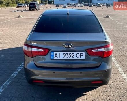 Серый Киа Рио, объемом двигателя 1.4 л и пробегом 73 тыс. км за 8800 $, фото 2 на Automoto.ua