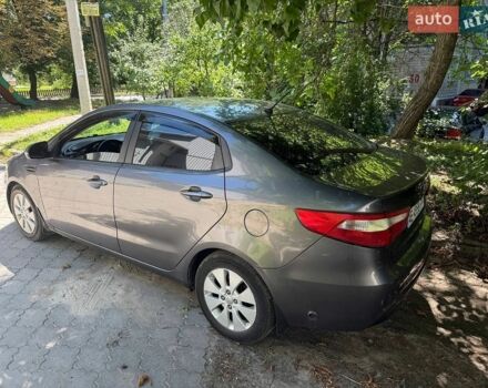 Серый Киа Рио, объемом двигателя 1.59 л и пробегом 258 тыс. км за 5600 $, фото 2 на Automoto.ua