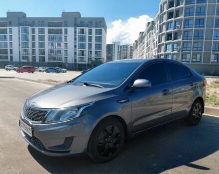 Серый Киа Рио, объемом двигателя 1.4 л и пробегом 98 тыс. км за 8564 $, фото 2 на Automoto.ua