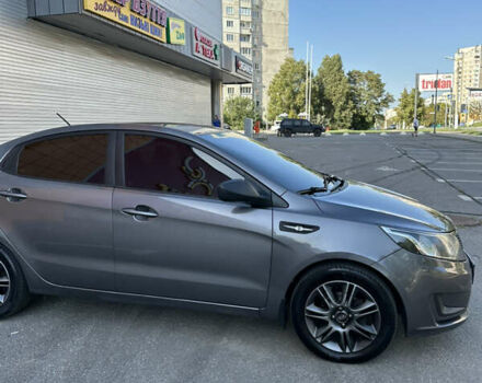 Серый Киа Рио, объемом двигателя 1.4 л и пробегом 137 тыс. км за 8300 $, фото 2 на Automoto.ua
