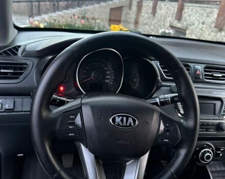 Сірий Кіа Ріо, об'ємом двигуна 1.4 л та пробігом 262 тис. км за 5300 $, фото 10 на Automoto.ua