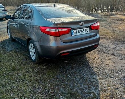 Серый Киа Рио, объемом двигателя 1.4 л и пробегом 300 тыс. км за 5200 $, фото 1 на Automoto.ua