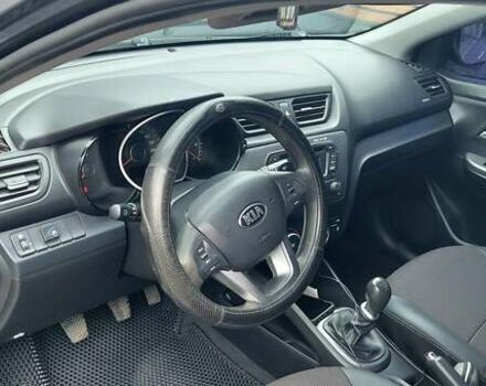 Серый Киа Рио, объемом двигателя 1.4 л и пробегом 150 тыс. км за 8600 $, фото 18 на Automoto.ua