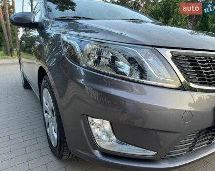 Серый Киа Рио, объемом двигателя 1.4 л и пробегом 87 тыс. км за 8950 $, фото 23 на Automoto.ua
