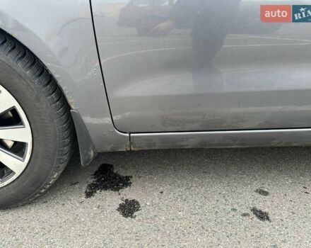 Сірий Кіа Ріо, об'ємом двигуна 1.4 л та пробігом 320 тис. км за 7100 $, фото 23 на Automoto.ua