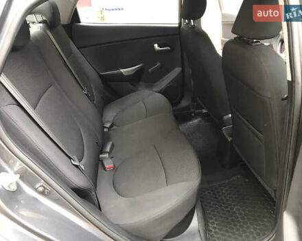 Кіа Ріо 2013 у Здолбунове на Automoto.ua Сірий Кіа Ріо, об'ємом двигуна 1.4 л та пробігом 257 тис. км за 6400 $, фото 16 на Automoto.ua