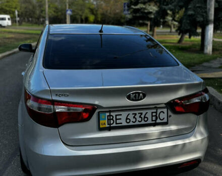 Серый Киа Рио, объемом двигателя 1.4 л и пробегом 88 тыс. км за 9000 $, фото 10 на Automoto.ua