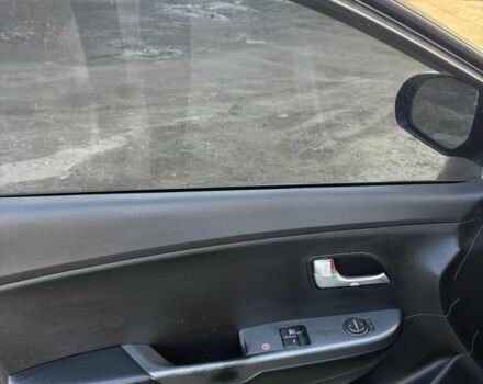 Серый Киа Рио, объемом двигателя 1.4 л и пробегом 104 тыс. км за 7000 $, фото 10 на Automoto.ua