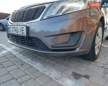 Серый Киа Рио, объемом двигателя 1.4 л и пробегом 95 тыс. км за 8500 $, фото 2 на Automoto.ua