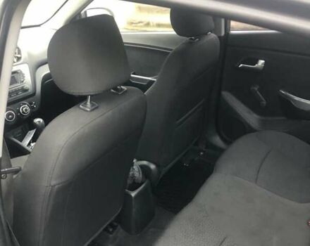 Серый Киа Рио, объемом двигателя 1.4 л и пробегом 265 тыс. км за 6200 $, фото 6 на Automoto.ua