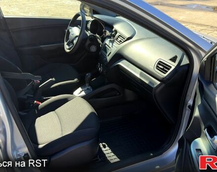 Серый Киа Рио, объемом двигателя 1.4 л и пробегом 156 тыс. км за 8500 $, фото 8 на Automoto.ua