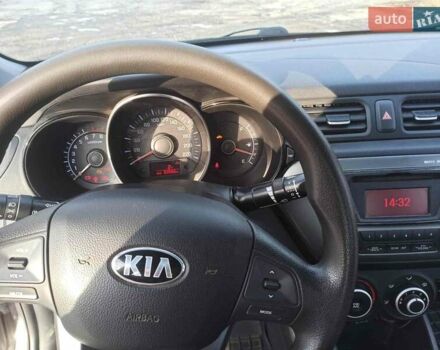 Серый Киа Рио, объемом двигателя 1.4 л и пробегом 70 тыс. км за 9000 $, фото 57 на Automoto.ua