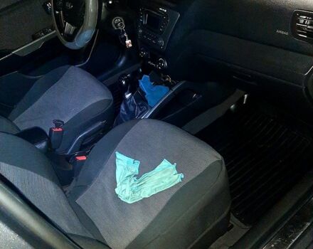 Серый Киа Рио, объемом двигателя 1.6 л и пробегом 980 тыс. км за 7900 $, фото 7 на Automoto.ua